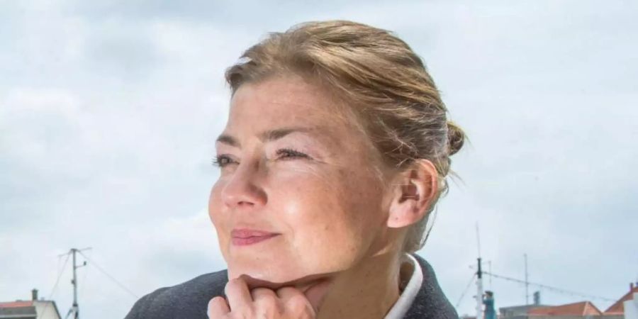 Claudia Schmutzler löst in der ARD-Serie «Rote Rosen» die bisherige Hauptdarstellerin G. Kling ab. Foto: Jens Büttner