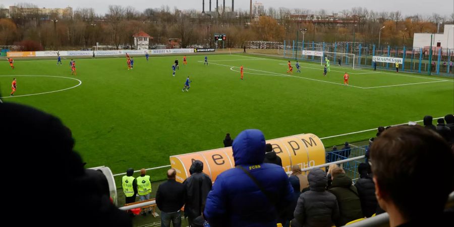 Gegen den europäischen Trend ist der Fussball in Weissrussland trotz Coronavirus planmässig in die Meisterschaft gestartet – mit Fans auf den Stadiontribünen.