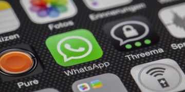whatsapp dark mode