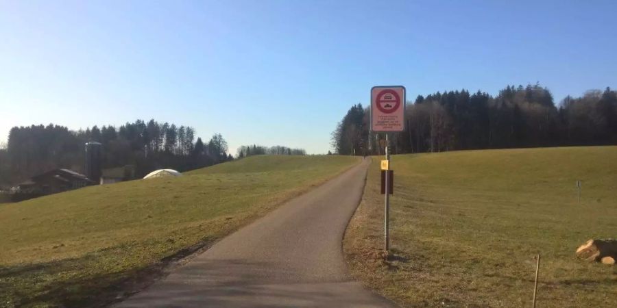 Fahrverbot Berg-Wolfensbergstrasse