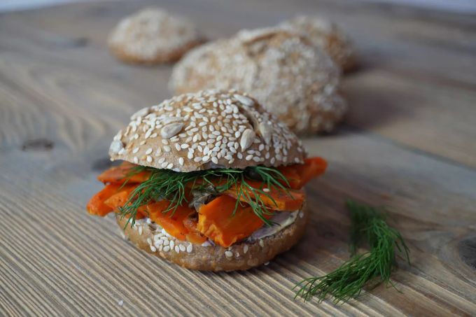 Im Sprössling gibt es sogar Vegan Lachs. Vegan Lachs