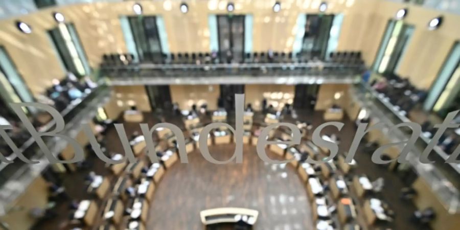 Bundesrats-Plenum krisenbedingt ausgedünnt