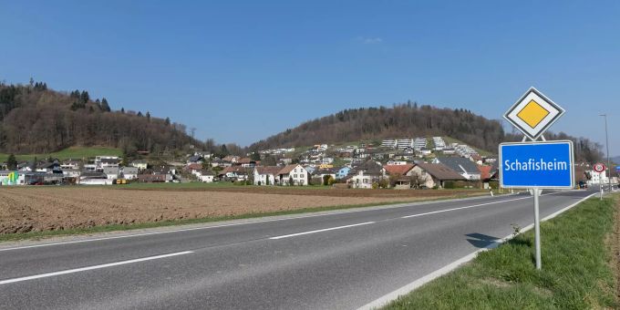 Die Ortseinfahrt nach Schafisheim. Schafisheim