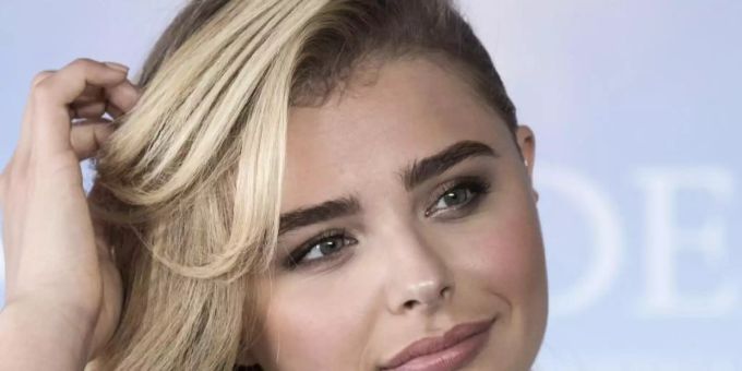 Chloë Grace Moretz wurde am 10. Februar 1997 in Atlanta, Georgia, geboren. Foto: Etienne Laurent/EPA/dpa Chloë Grace Moretz wurde am 10. Februar 1997 in Atlanta, Georgia, geboren. Foto: Etienne Laurent/EPA/dpa