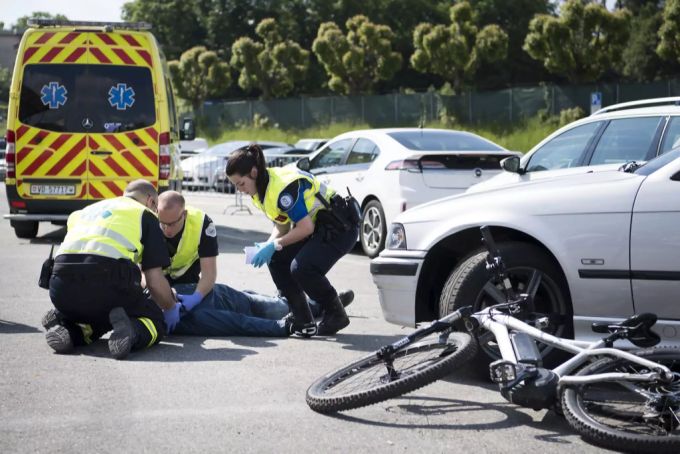 Die Unfälle mit E-Bikes nehmen gemäss Unfallstatistik zu. E-Bike