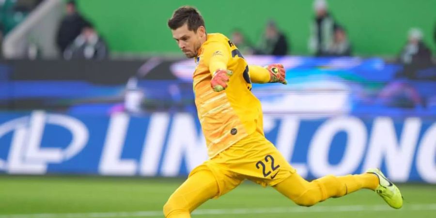 Ist bei Hertha BSC meist ein sicherer Rückhalt: Torwart Rune Jarstein. Foto: Peter Steffen/dpa