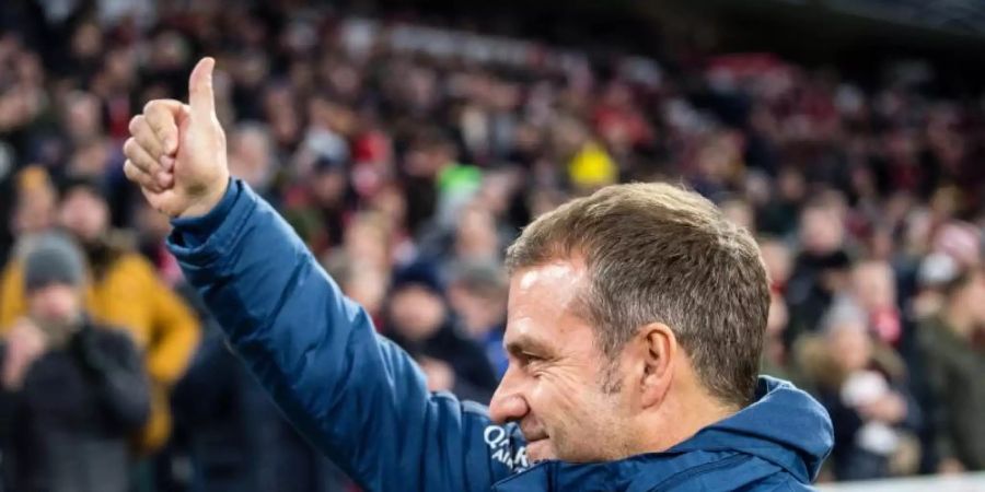 Ordnet den knappen Sieg über 1899 Hoffenheim als Weckruf für das kommende Punktspiel ein: Trainer Hansi Flick vom FC Bayern München. Foto: Matthias Balk/dpa