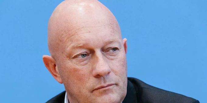 Völlig unerwartete Wahl: FDP-Politiker Thomas Kemmerich ist in Thüringen zum Ministerpräsidenten gewählt worden. Thomas Kemmerich