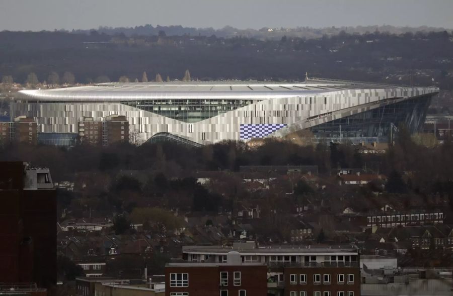 Aussenansicht des Tottenham Hotspur Stadium in London.