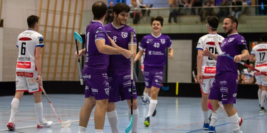 Haag, Schadegg und Königshofer im Spiel gegen Ticino Unihockey.