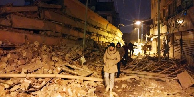 Trotz Spannungen - Athen will Ankara nach Erdbeben helfen