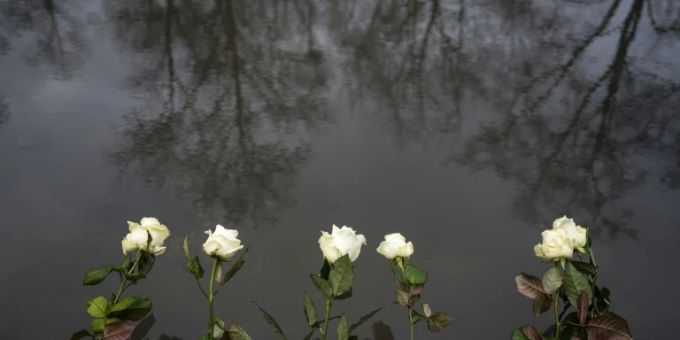 Mahnmal für Sinti und Roma in Berlin Mahnmal für Sinti und Roma in Berlin