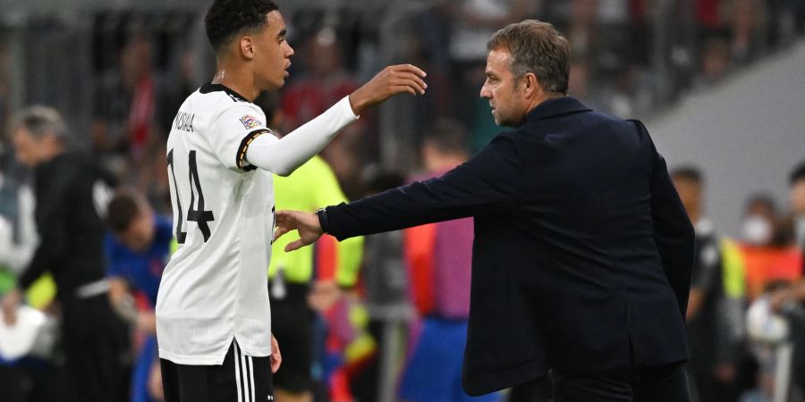Bundestrainer Hansi Flick setzt grosse Hoffnungen in Jamal Musiala.