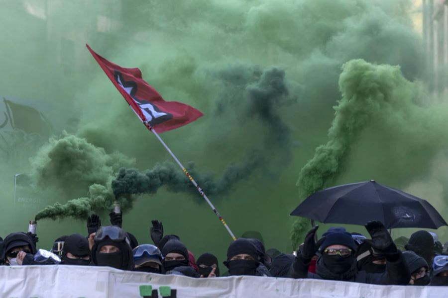 Rund 400 Personen haben an der Demonstration teilgenommen.