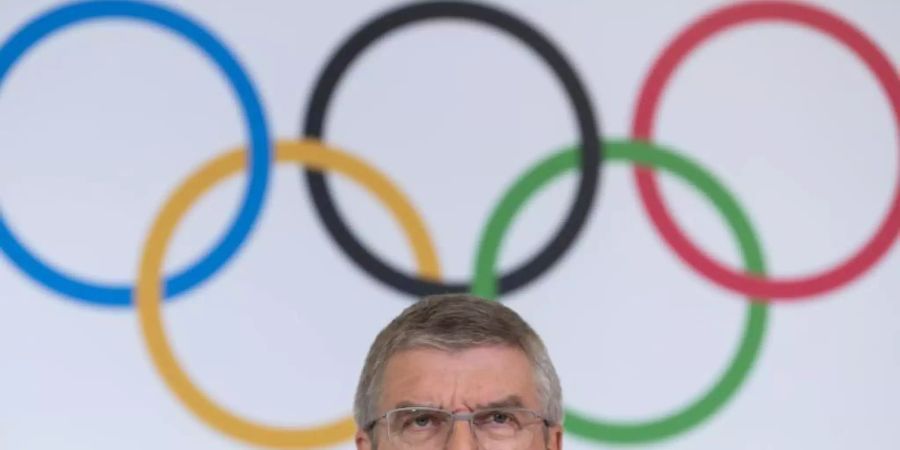 Thomas Bach will die Entscheidung über einen Start russischer Athleten in Tokio 2020 der WADA und dem CAS überlassen. Foto: Martial Trezzini/KEYSTONE/dpa