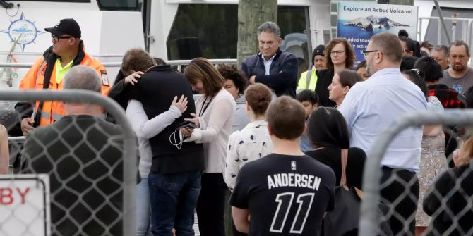 Vulkanausbruch auf neuseeländischer Insel