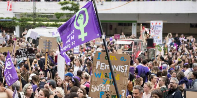 Als Reaktion auf die Frauenstreiks, soll in der Stadtverwaltung Winterthur eine «Diversity» Arbeitsgruppe für Gleichheit sorgen. (Symbolbild) Frauenstreik