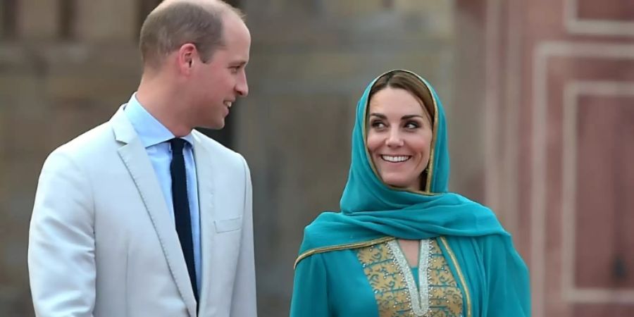 Prinz William und seine Frau Kate bei Moschee-Besuch