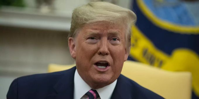 Ein Bild von Donald Trump sorgt auf Twitter für Lacher. donald trump