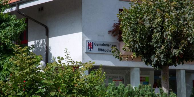 Gemeindehaus - Ueberstorf Gemeindehaus - Ueberstorf