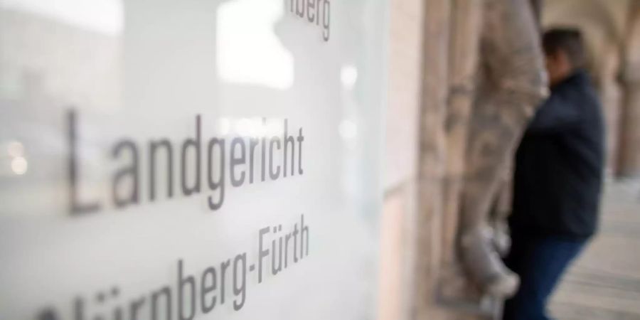 Eingang zum Landgericht Nürnberg-Fürth