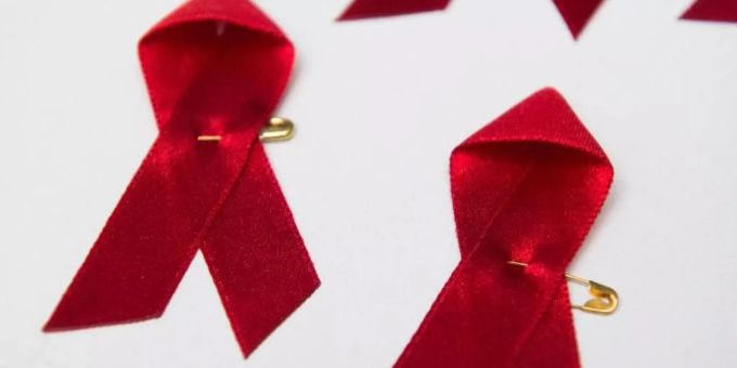 Die «Aids-Schleife» – das Symbol von HIV. hiv