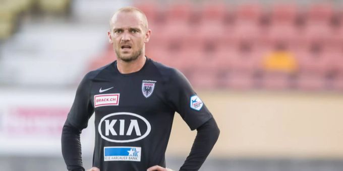 Marco Schneuwly traf zwar doppelt, kann aber trotzdem nicht zufrieden sein. Challenge League FC Aarau