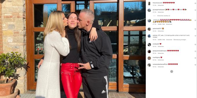 Aurora Ramazzotti inmitten ihrer Eltern Michelle Hunziker und Eros Ramazzotti. Aurora Michelle Hunziker Eros