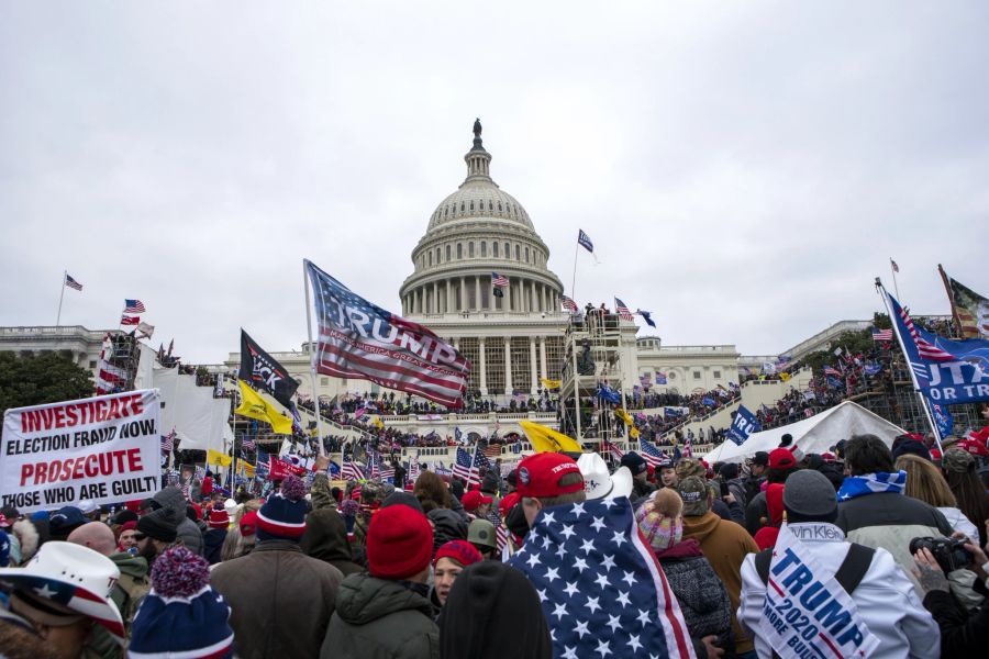 Im Januar 2021 stürmten Anhänger von Donald Trump das US-Kapitol.