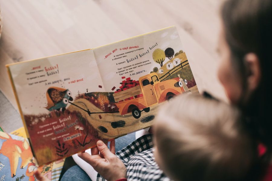 In Bern möchten Jugendliche vor allem mit Tieren arbeiten – oder sich als Babysitter versuchen. (Symbolbild)