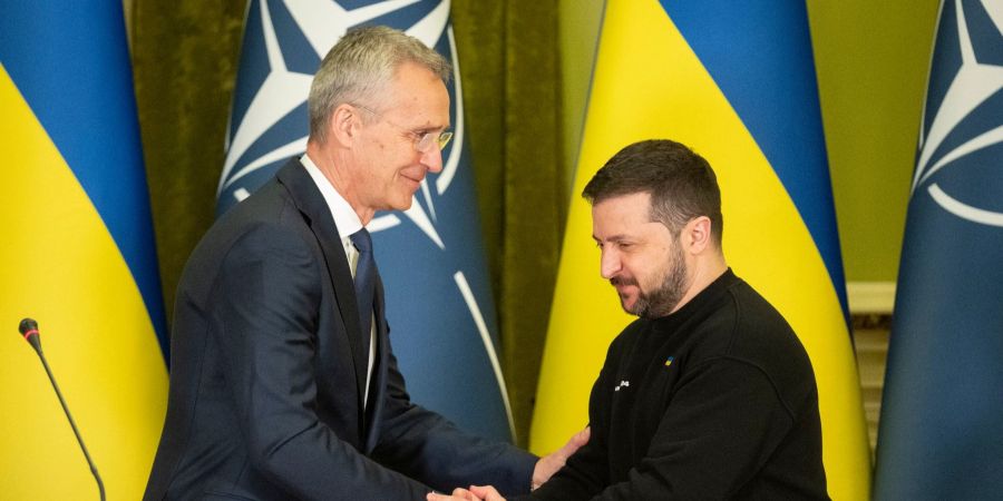 Stoltenberg und Selenskyj