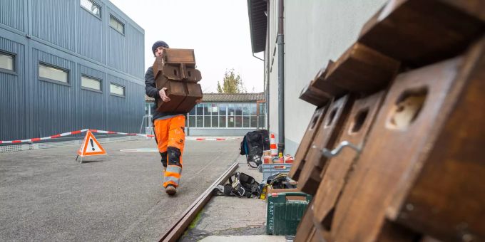 Nistkästen für Mauersegler. Nistkästen für Mauersegler