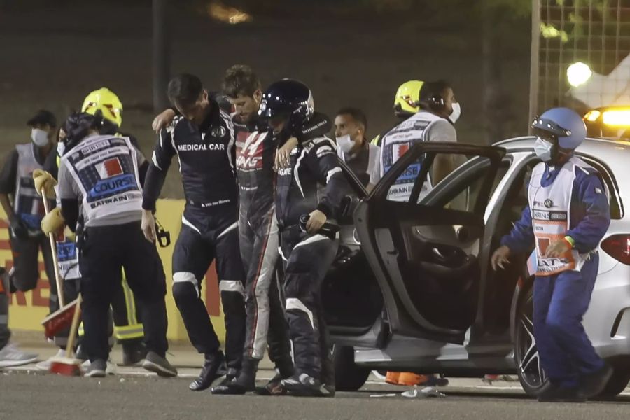 Romain Grosjean nach seinem Horror-Crash beim Bahrain-GP der Formel 1.