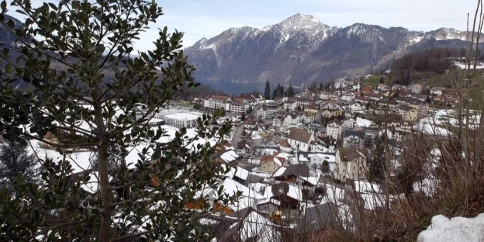 Ein Blick über das verschneite Morschach 2010. morschach