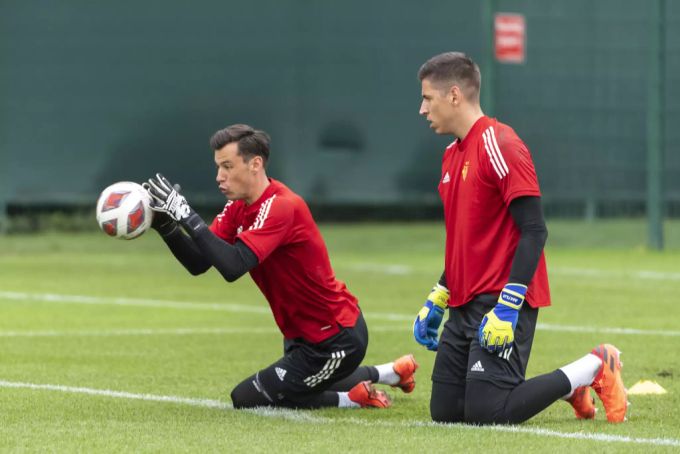 Mit Heinz Lindner (l.) und Djordje Nikolic ist der FC Basel auf der Goalie-Position stark besetzt. FC Basel
