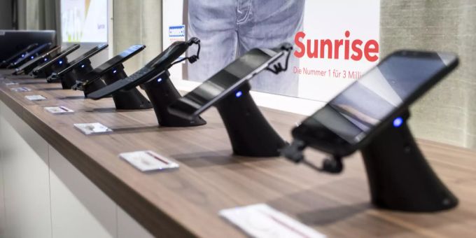 Sunrise verkaufte als erstes das Huawei Mate 20 X mit 5G. sunrise