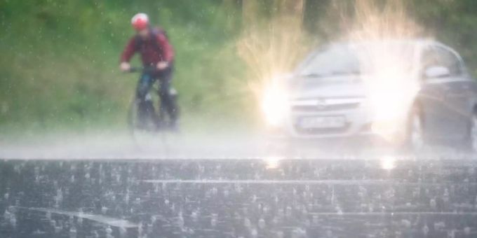 Das Wetter in der neuen Woche bleibt grau, kühl und nass! Wetter Sonne Regen Schweiz