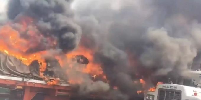 Kämpfe um Hilfsgüter - 14-Jähriger an Venezuelas Grenze getötet