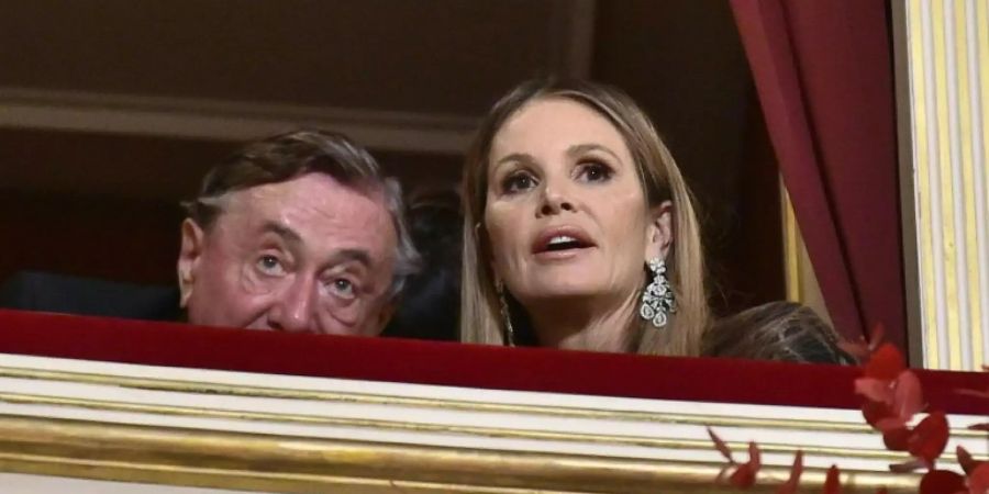 Lugner und Macpherson beim Opernball