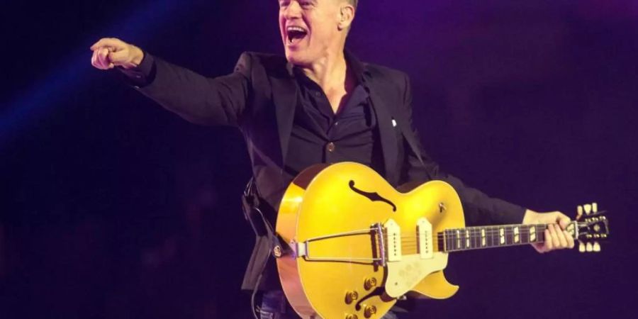 Bryan Adams war noch ein Newcomer, als Tina Turner mit ihm gesungen hat. Foto: Chris Young/The Canadian Press/AP