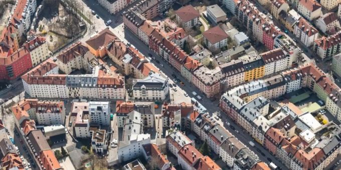 In der Bundesregierung gibt es seit einiger Zeit Streit, wie die Grundsteuer künftig geregelt sein soll. Foto: Sina Schuldt In der Bundesregierung gibt es seit einiger Zeit Streit, wie die Grundsteuer künftig geregelt sein soll. Foto: Sina Schuldt