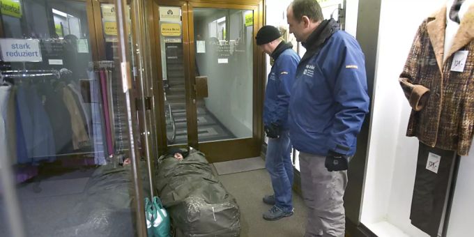 Obdachlosigkeit ist auch in der Schweiz ein verbreitetes Problem (Symbolbild). Obdachlosigkeit