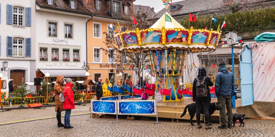 Kinderkarussell im Zentrum von Zofingen. - Kanton Aargau