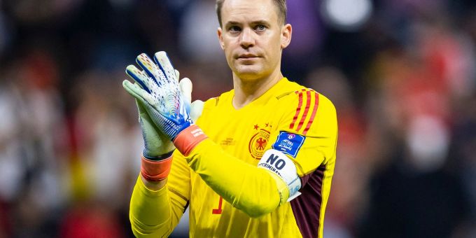 Hat sich bei einem Unfall bei einer Skitour den Unterschenkel gebrochen: Bayern-Torwart Manuel Neuer. Hat sich bei einem Unfall bei einer Skitour den Unterschenkel gebrochen: Bayern-Torwart Manuel Neuer.