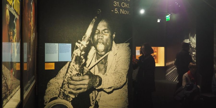 Blick in die Ausstellung «Fela Anikulapo-Kuti. Rebellion Afrobeat» in Paris.