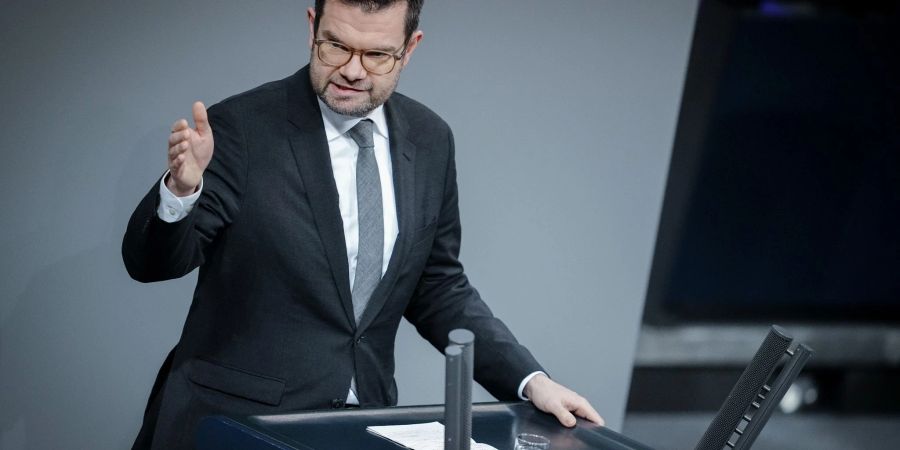 Justizminister Marco Buschmann (FDP) bei einer Rede im Bundestag.