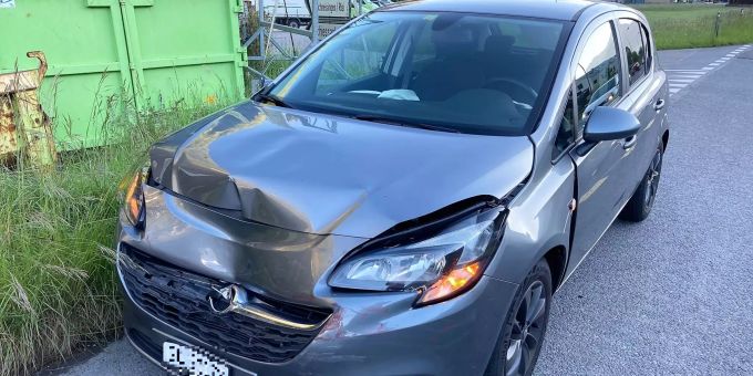 An den beiden Fahrzeugen entstand Sachschaden. Unfall