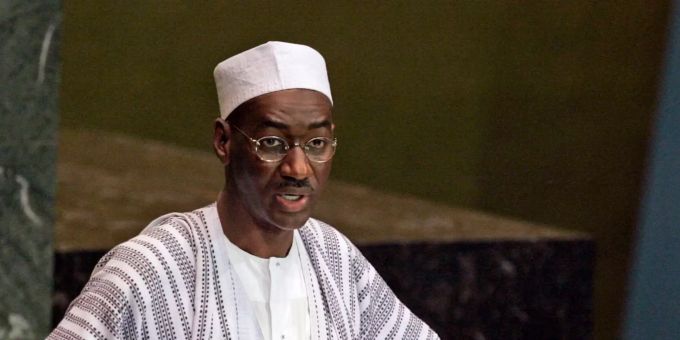 ARCHIV - 21.09.2006, USA, New York: Moctar Ouane, damaliger Aussenminister von Mali, spricht auf der 61. Sitzung der Generalversammlung der Vereinten Nationen. (zu dpa: "Malis Präsident und Ministerpräsident von Soldaten festgenommen") Foto: Frank Franklin II/AP/dpa +++ dpa-Bildfunk +++ Malis Präsident und Ministerpräsident von Soldaten festgenommen