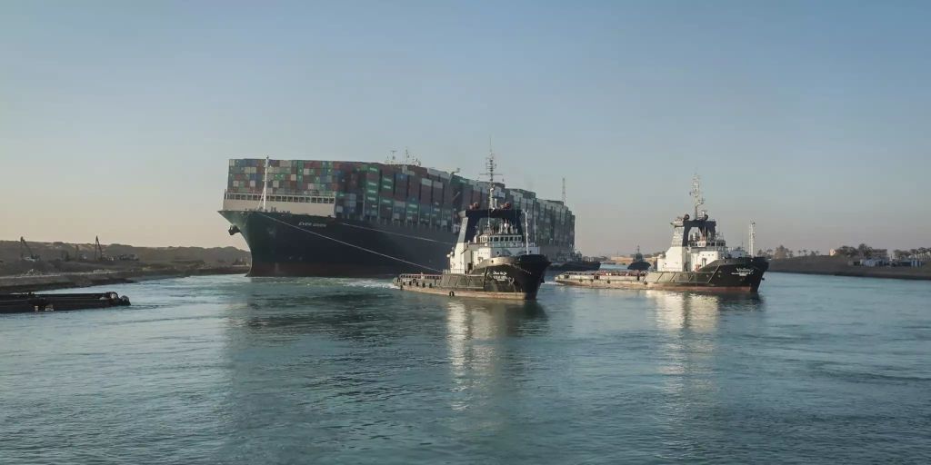 Containerschiff «Ever Given» im Suezkanal fährt wieder.