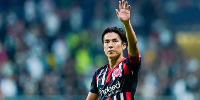 Makoto Hasebe spielt seit 2014 für die Frankfurter Eintracht. Foto: Uwe Anspach/dpa Makoto Hasebe spielt seit 2014 für die Frankfurter Eintracht. Foto: Uwe Anspach/dpa